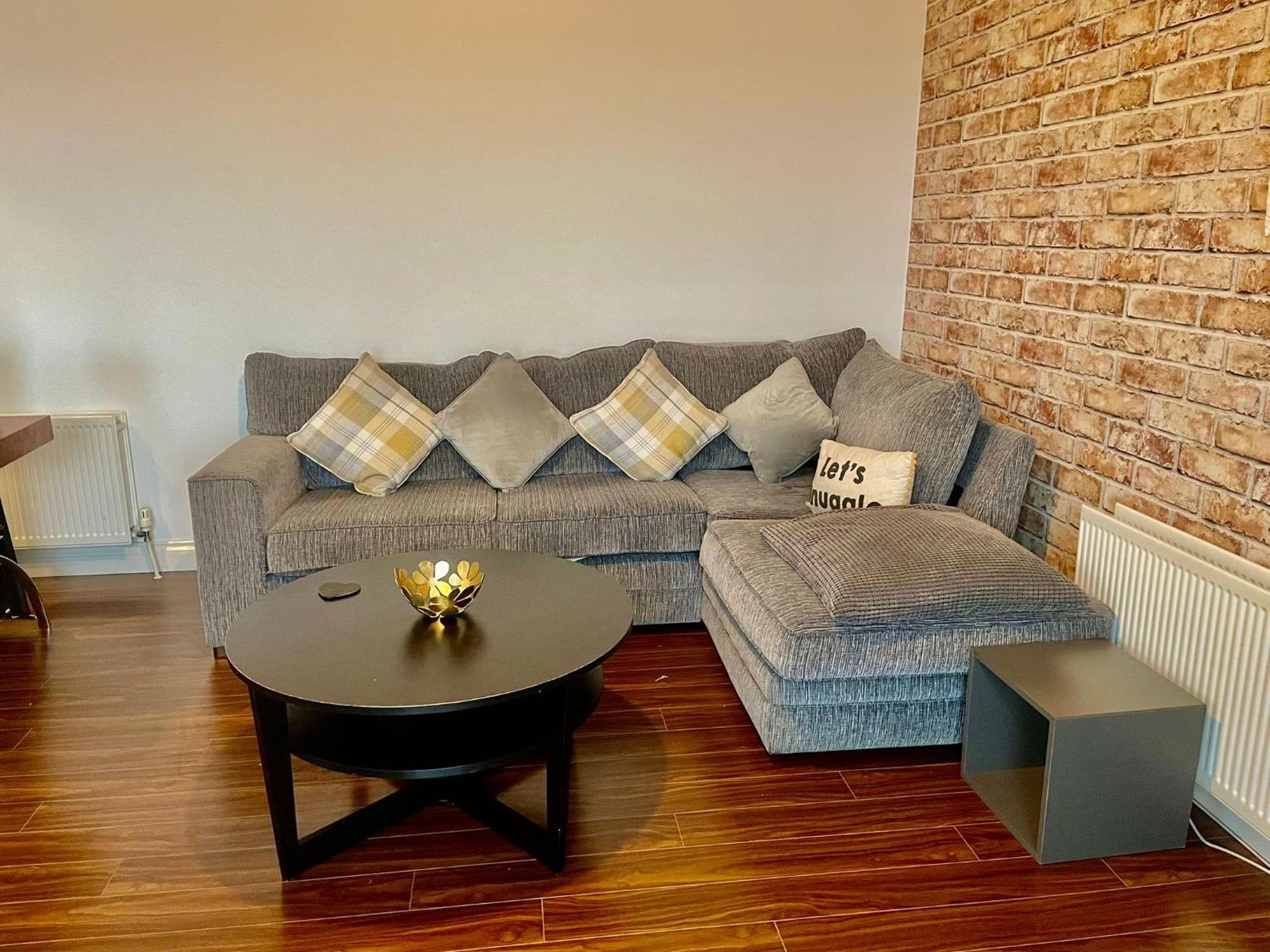 2 Bedroom City-Centre Apartment With Free Parking Belfast Esterno foto